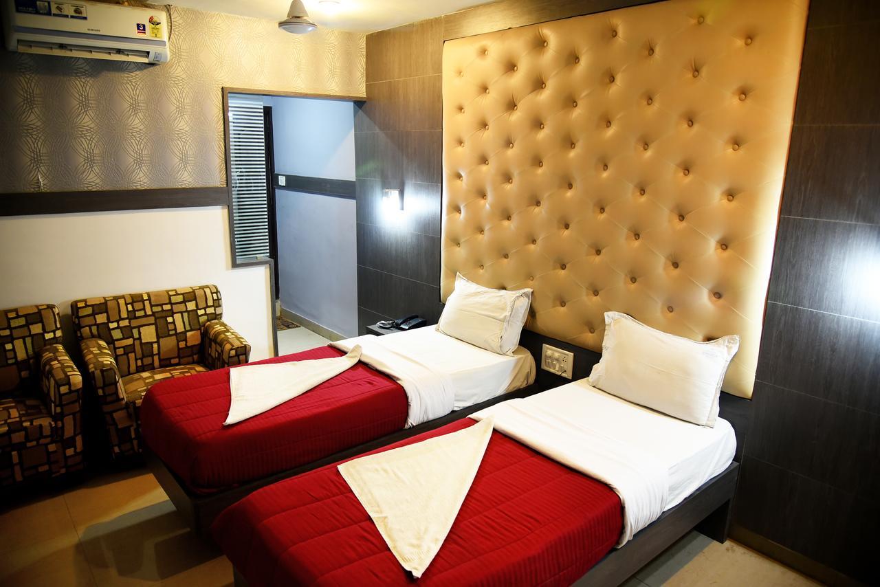 Grand Choice Hotel Bangalore Exterior photo