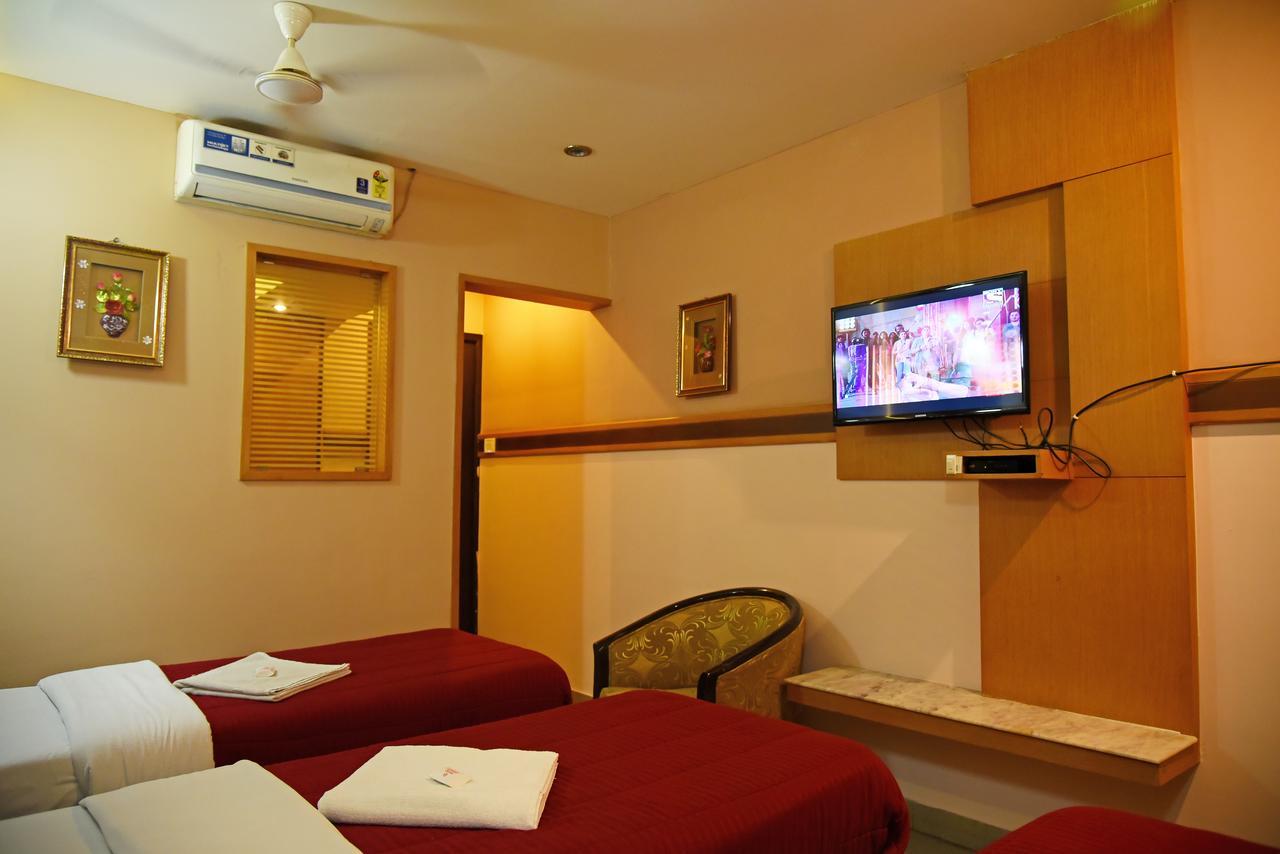 Grand Choice Hotel Bangalore Exterior photo