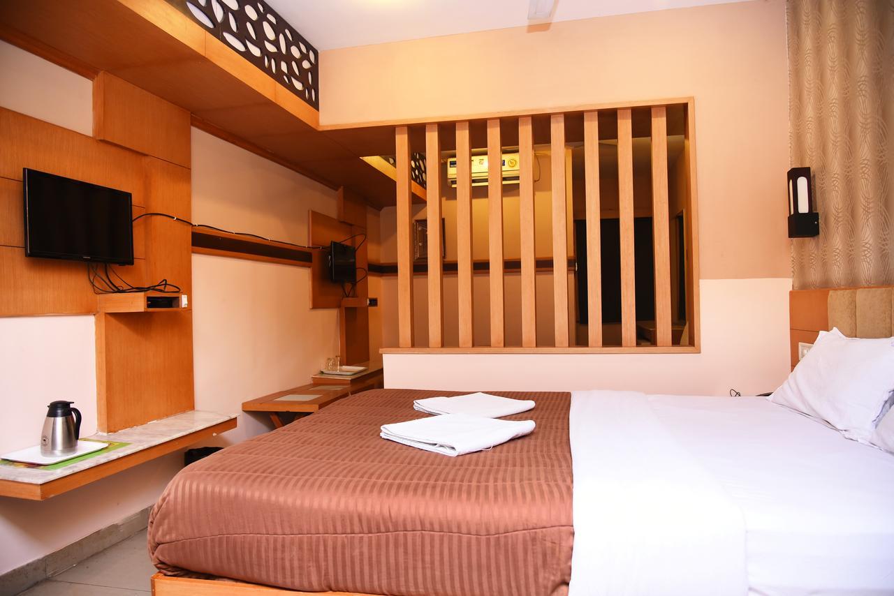 Grand Choice Hotel Bangalore Exterior photo