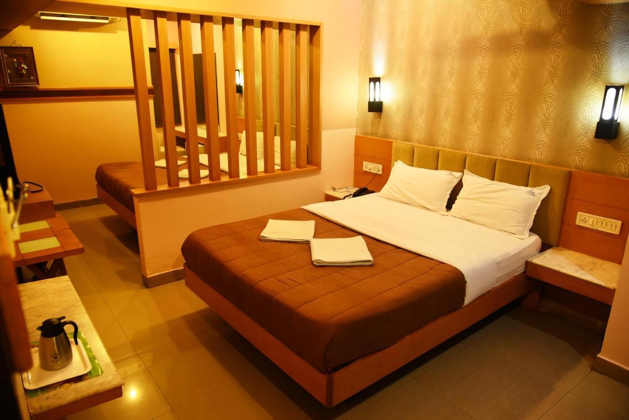 Grand Choice Hotel Bangalore Room photo